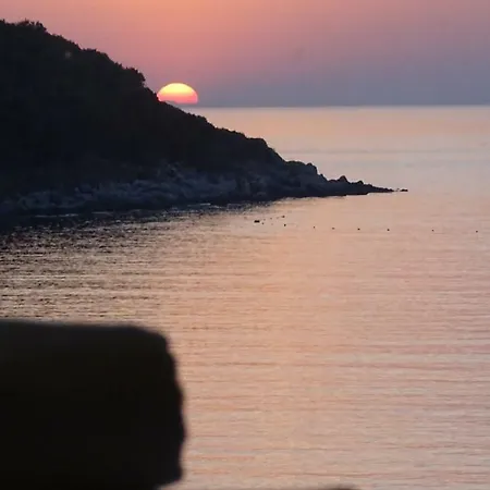 King Ξενοδοχείο