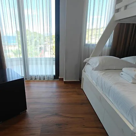 King Hotel Ksamil